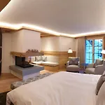 The Chalet Davos, Chesa Surlej